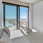 Vacation Marbella I Paraiso The View, 6 Bdr, Modern Villa, Infinity Heated Pool, Gated Community, Cinema Room, Sea View, Golf Courses *
