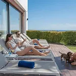Vacation Marbella I Paraiso The View, 6 Bdr, Modern Villa, Infinity Heated Pool, Gated Community, Cinema Room, Sea View, Golf Courses Βίλα *