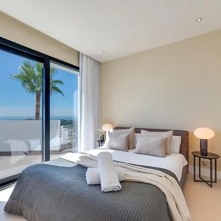 Vacation Marbella I Paraiso The View, Infinity Heated Pool, Sea View, Golf Courses Villa Estepona