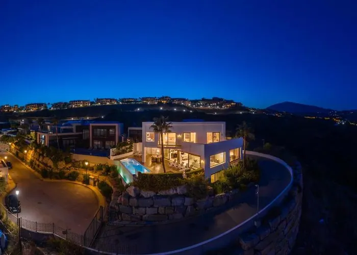 Villa Vacation Marbella I Paraiso The View, Infinity Heated Pool, Sea View, Golf Courses *