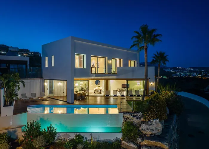 Vacation Marbella I Paraiso The View, Infinity Heated Pool, Sea View, Golf Courses