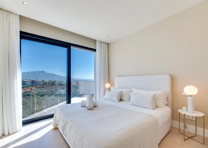 Vacation Marbella I Paraiso The View, Infinity Heated Pool, Sea View, Golf Courses * Εστεπόνα