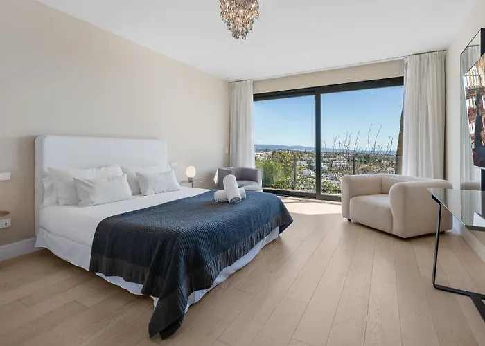 Vacation Marbella I Paraiso The View, Infinity Heated Pool, Sea View, Golf Courses