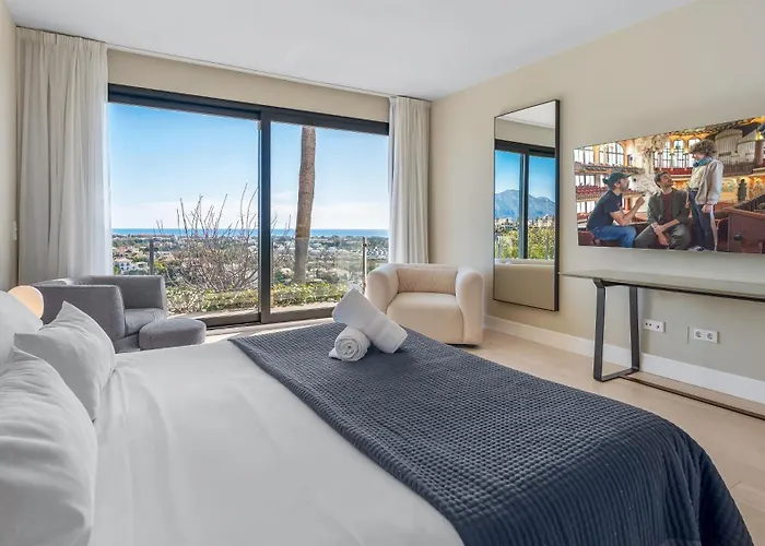 Vacation Marbella I Paraiso The View, Infinity Heated Pool, Sea View, Golf Courses Villa