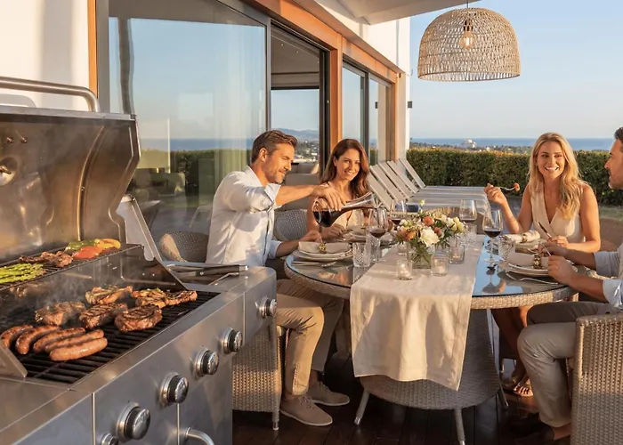 Vacation Marbella I Paraiso The View, Infinity Heated Pool, Sea View, Golf Courses Estepona