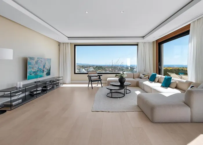 Vacation Marbella I Paraiso The View, Infinity Heated Pool, Sea View, Golf Courses Villa