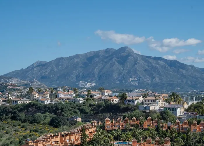 Vacation Marbella I Paraiso The View, Infinity Heated Pool, Sea View, Golf Courses